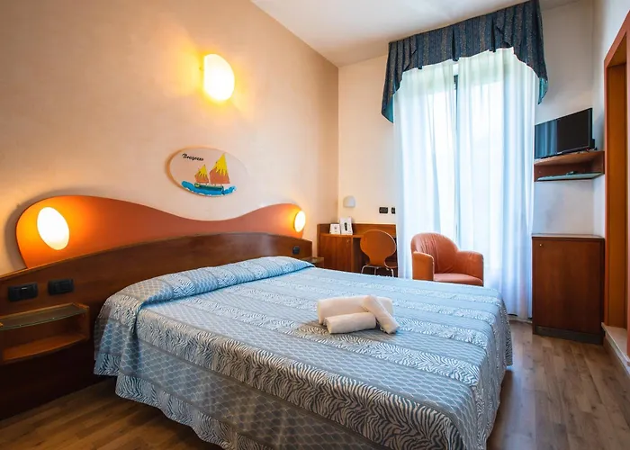 Miramare Hotel Ristorante Convegni Aperto Tutto L'Anno Cesenatico